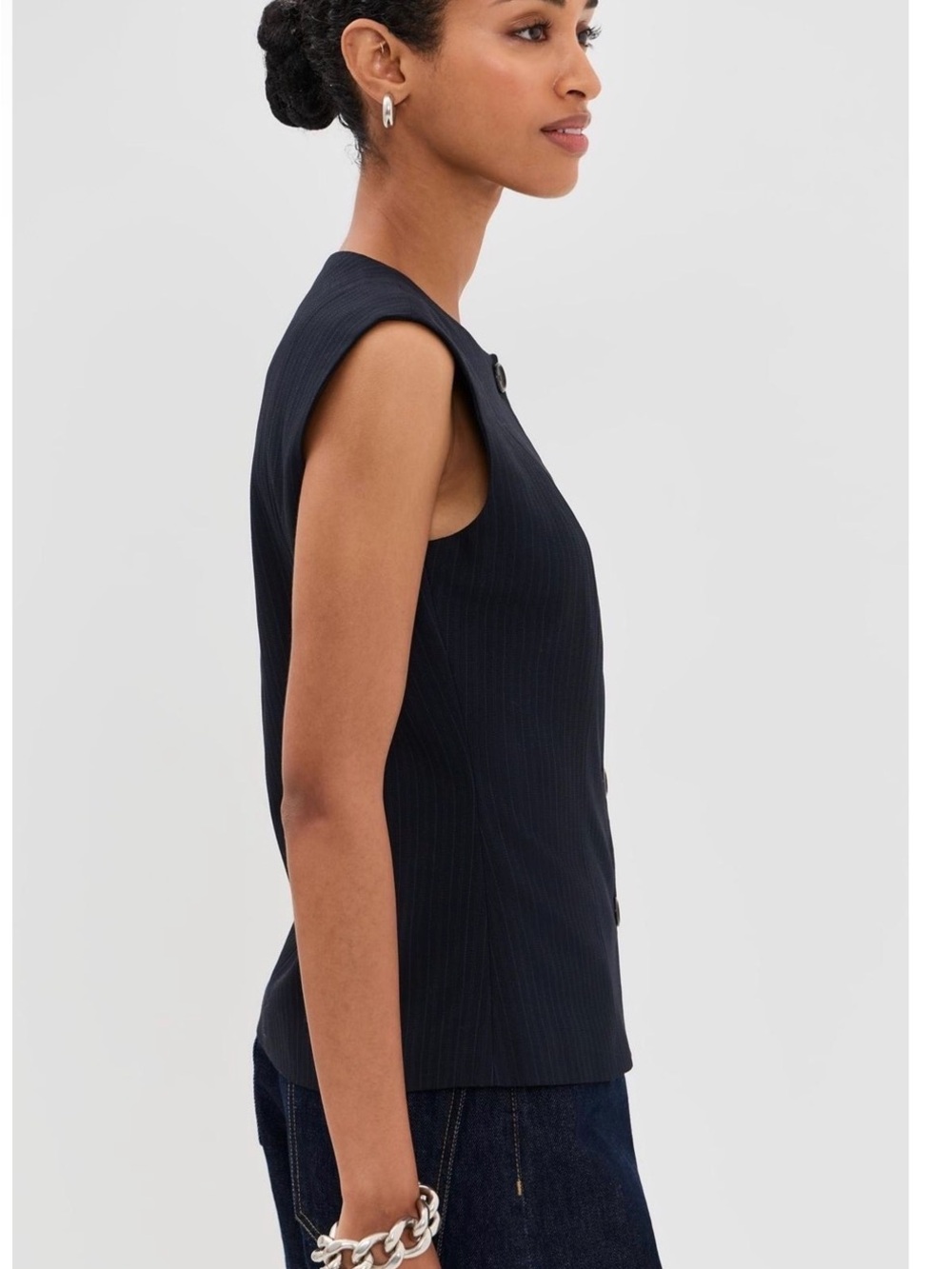 Baum und pferdgarten Sleeveless Navy Pinstripe Button-Front vest Top size US 10 - Picture 4 of 4